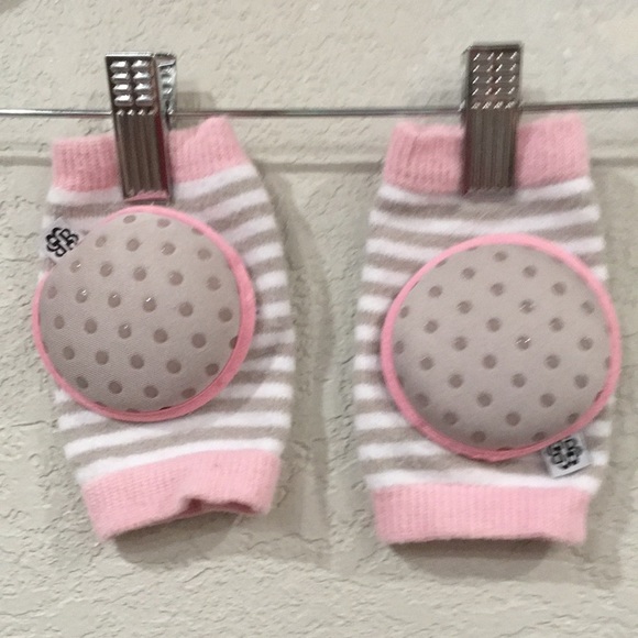 Bella Tunno Other - Bella Tunna Baby Girl One Size Soft Stripe Knees Pads Anti Slip Grip